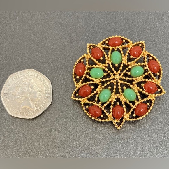 Stunning Vintage Sarah Coventry Acapulco Brooch - Gold Plated - Signed - - Picture 5 of 5